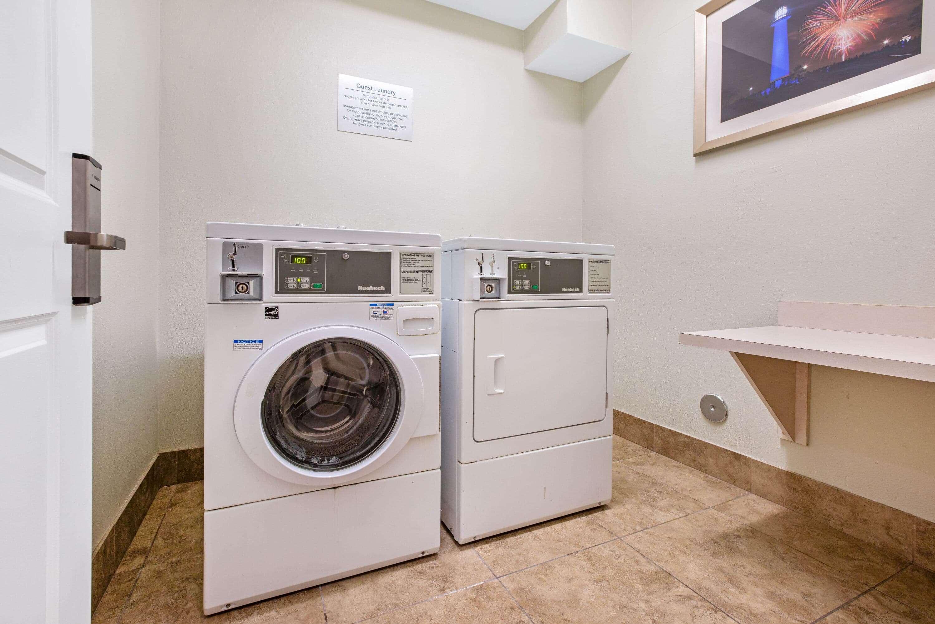 La Quinta By Wyndham Ne Long Beach/Cypress Hawaiian Gardens Bagian luar foto