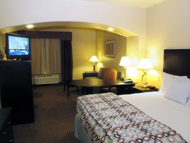 La Quinta By Wyndham Ne Long Beach/Cypress Hawaiian Gardens Ruang foto
