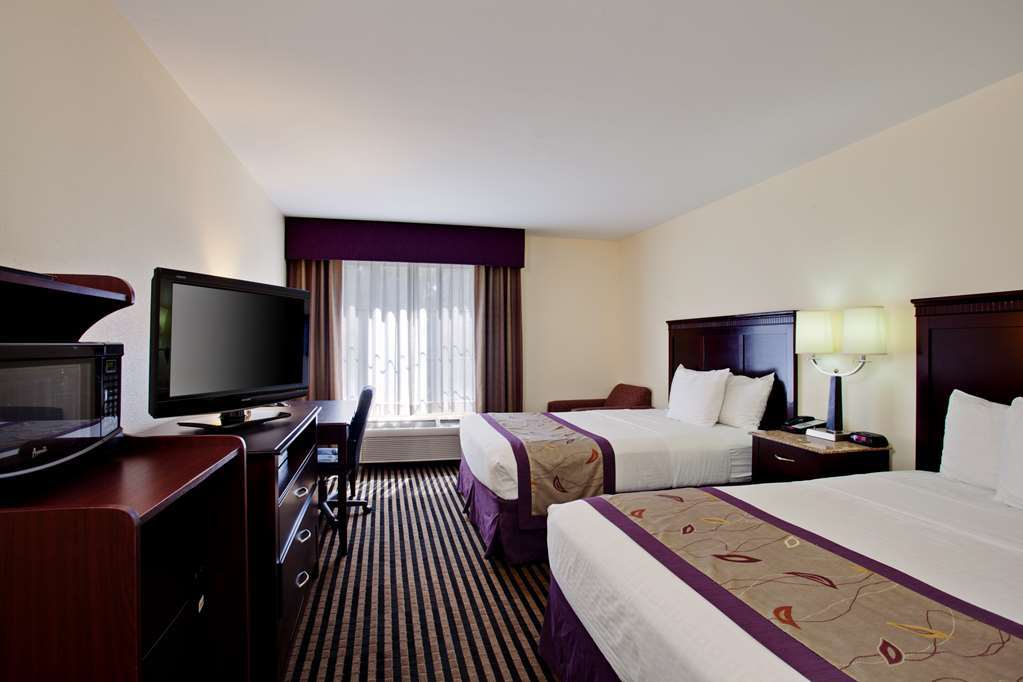 La Quinta By Wyndham Ne Long Beach/Cypress Hawaiian Gardens Ruang foto